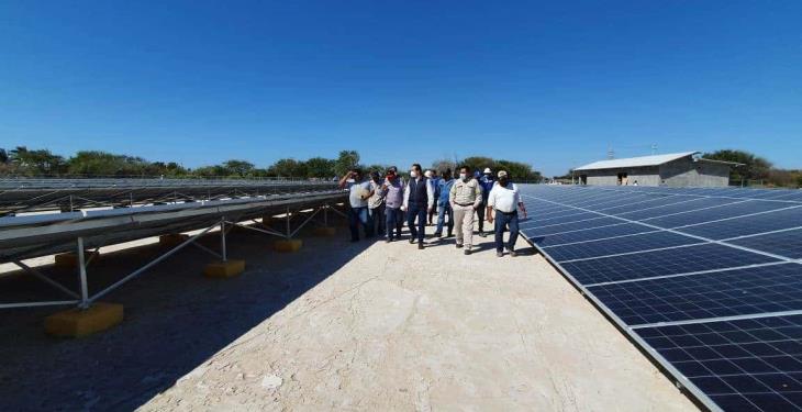 INPI y CFE acuerdan operación de planta solar en comunidad que lleva 10 años sin energía eléctrica