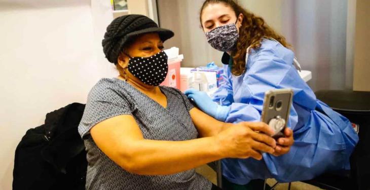 Inicia vacunación masiva en el estadio de los Yankees Inicia vacunación masiva en el estadio de los Yankees
