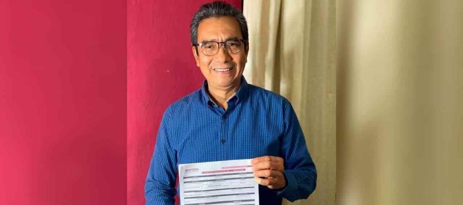 Eliazar Cabrera se inscribe como precandidato de MORENA a la alcaldía de Centla