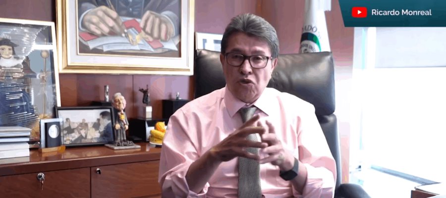 Va Ricardo Monreal por iniciativa que regule las redes sociales en México 