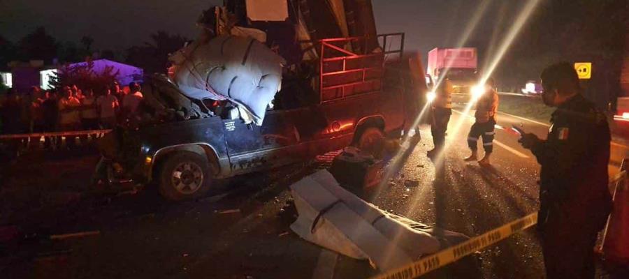 Accidente en la Cárdenas-Villahermosa deja como saldo un prensado