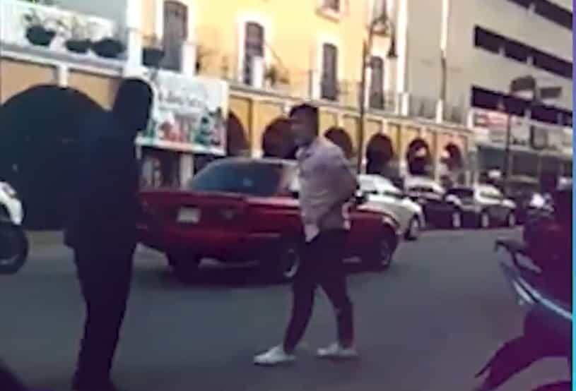 Protagonizan dos personas pelea en Centro Histórico de Villahermosa