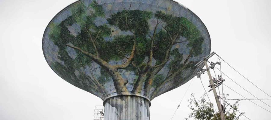 Planteará artista plástico retocar con pintura neón el mural del tanque elevado de Usumacinta... al próximo gobierno municipal Planteará artista plástico retocar con pintura neón el mural del tanque elevado de Usumacinta... al próximo gobierno municipal