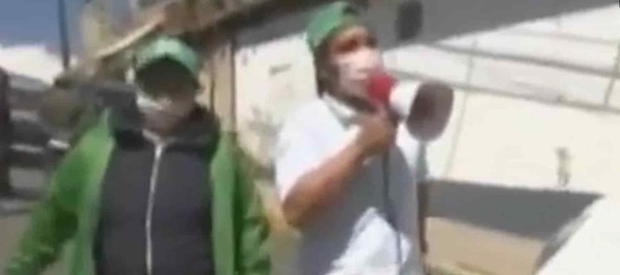 En CDMX, brigadas salen a las calles a vocear a adultos mayores para que acudan a vacunarse