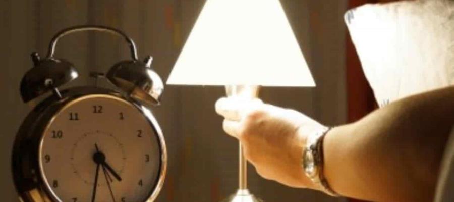 Llama AMLO a reducir consumo de luz por la tarde noche para garantizar suministro