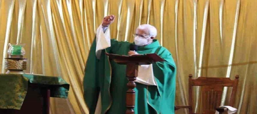 Reporta Diócesis de Tabasco que salud del padre Rubén Ponce se mantiene grave pero estable