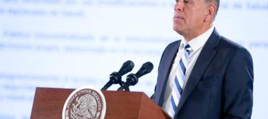 Anuncia Juan Ferrer, titular del INSABI que dio positivo a Covid-19; ya se mantiene en aislamiento