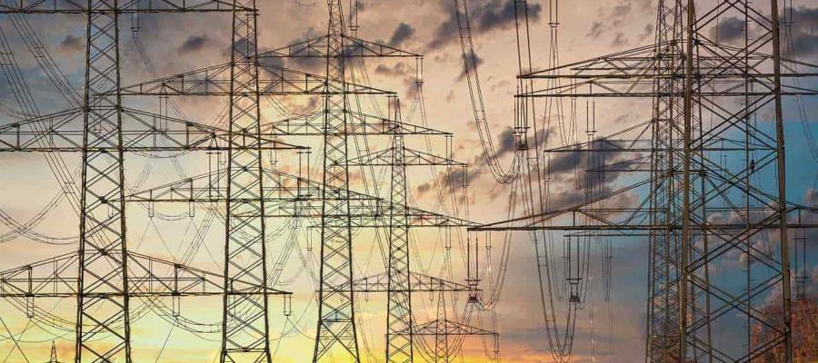 Espera AMLO que EU respete decisión de México sobre la industria eléctrica