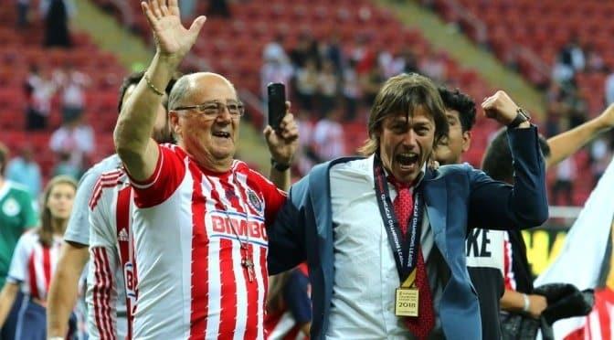 Fallece de COVID-19 padre de ex técnico de chivas Matías Almeyda