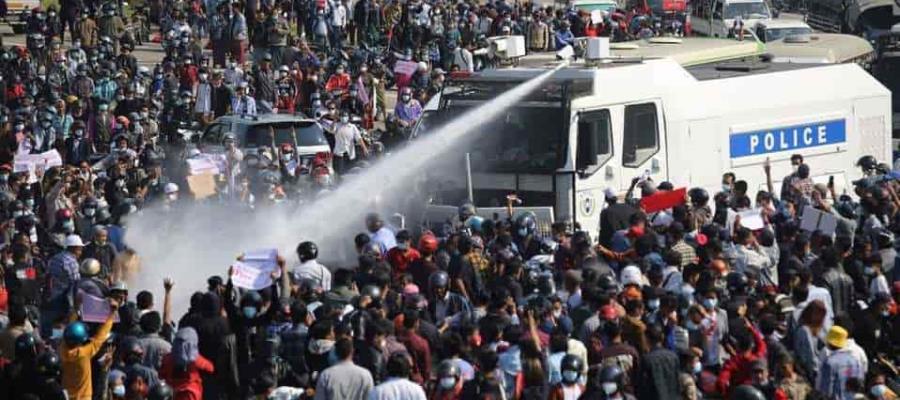 Pide ONU a países vecinos de Birmania aceptar a refugiados que huyen del conflicto Pide ONU a países vecinos de Birmania aceptar a refugiados que huyen del conflicto