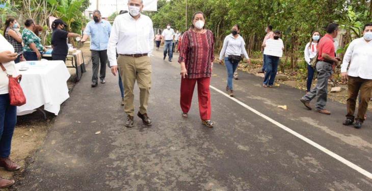 Inaugura y supervisa Adán Augusto obras por 19.2 mdp en Cunduacán