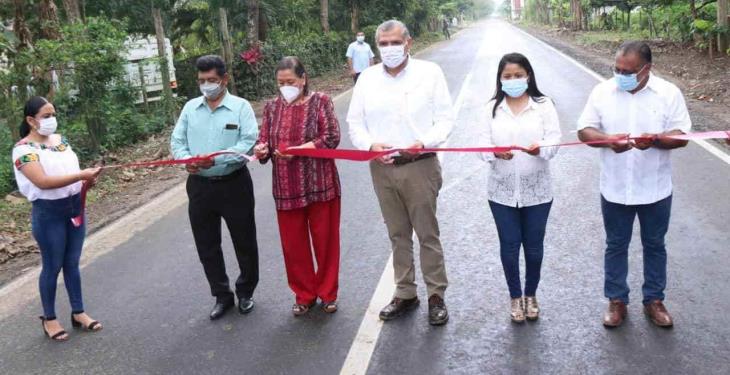 Inaugura y supervisa Adán Augusto obras por 19.2 mdp en Cunduacán