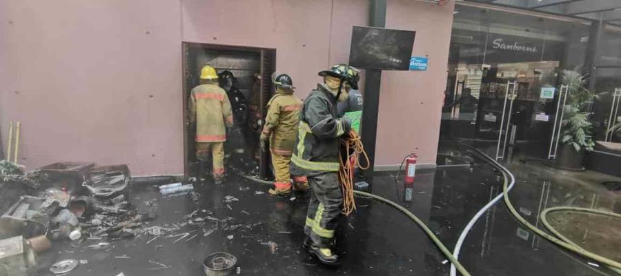 Se incendia bodega de Sanborns en WTC de CDMX Se incendia bodega de Sanborns en WTC de CDMX