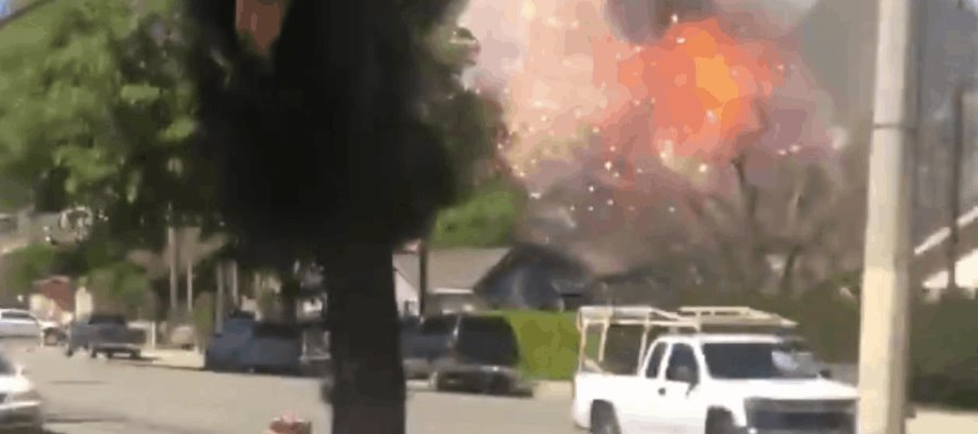 Explosión provocada por fuegos artificiales deja dos muertos en Ontario, California Explosión provocada por fuegos artificiales deja dos muertos en Ontario, California