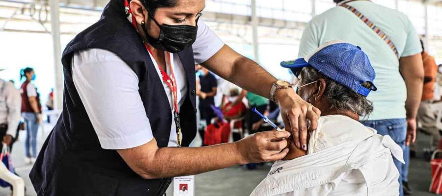 Continúa hoy viernes vacunación anticovid en adultos mayores de Centro, Nacajuca y Jonuta