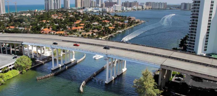 Decreta Miami Beach toque de queda tras llegada masiva de turistas pese a COVID-19 Decreta Miami Beach toque de queda tras llegada masiva de turistas pese a COVID-19