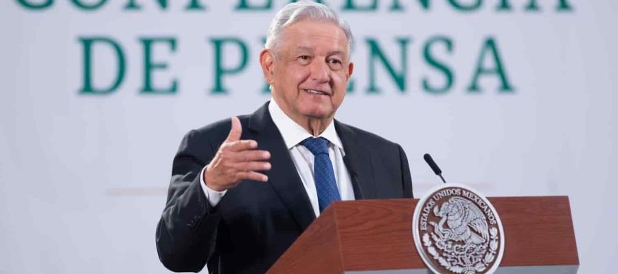 Asegura AMLO que él no le habría declarado la guerra al narco… como Felipe Calderón en 2006
