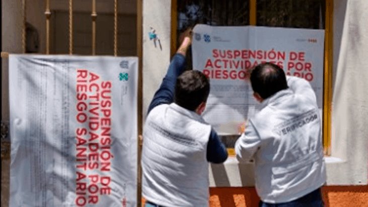 Clausuran en la CDMX una clínica homeopática en la que se vendían vacunas falsas contra el Covid-19