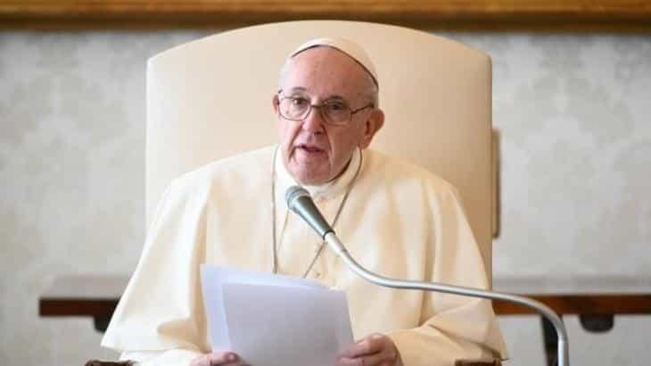 Por crisis, Vaticano recorta sueldos de cardenales y sacerdotes Por crisis, Vaticano recorta sueldos de cardenales y sacerdotes