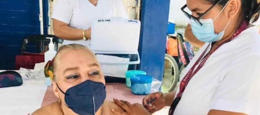 Buscará Gobierno federal aplicar 300 mil dosis diarias de vacunas anti Covid a adultos mayores en el país Buscará Gobierno federal aplicar 300 mil dosis diarias de vacunas anti Covid a adultos mayores en el país
