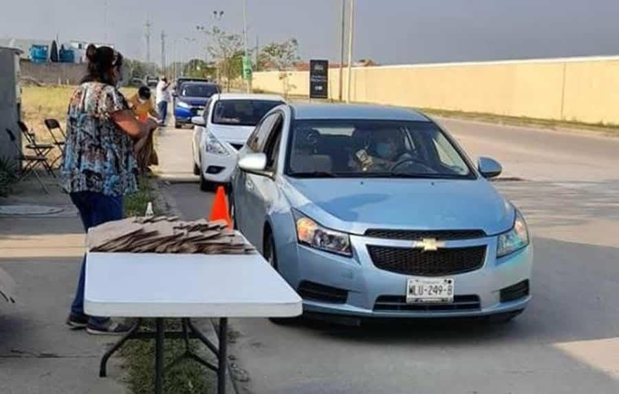 Entrega Parroquia Universitaria San Marcos, kits para vivir la Semana Santa desde casa Entrega Parroquia Universitaria San Marcos, kits para vivir la Semana Santa desde casa