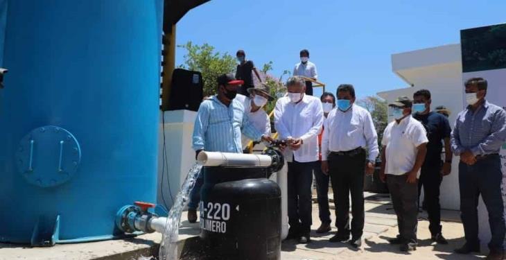 Inaugura gobernador plantas de agua, un centro de convivencia y el C-2 en Centro