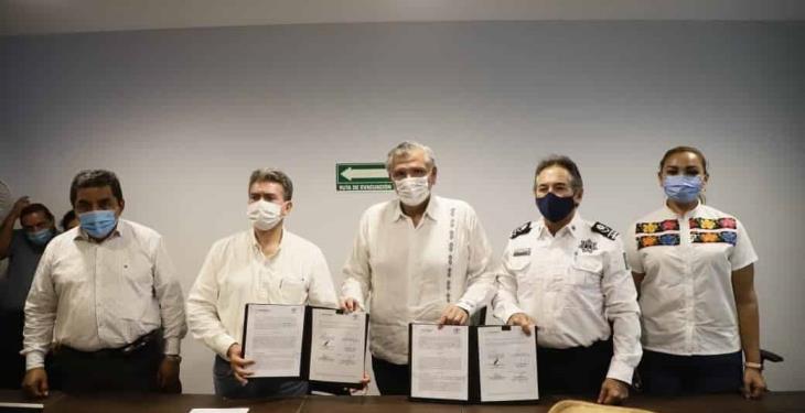 Inaugura gobernador plantas de agua, un centro de convivencia y el C-2 en Centro