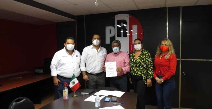 Entrega PRI-Tabasco constancias a candidatos a diputados locales Entrega PRI-Tabasco constancias a candidatos a diputados locales