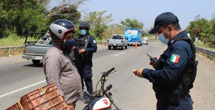 Blindan entradas y salidas de Villahermosa para inhibir actos delictivos
