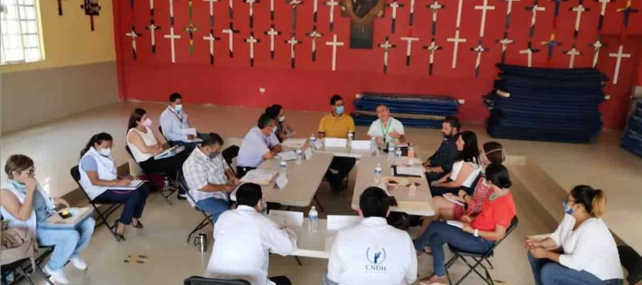 Acuerdan autoridades implementar acciones para habilitar albergues a migrantes en Villahermosa 