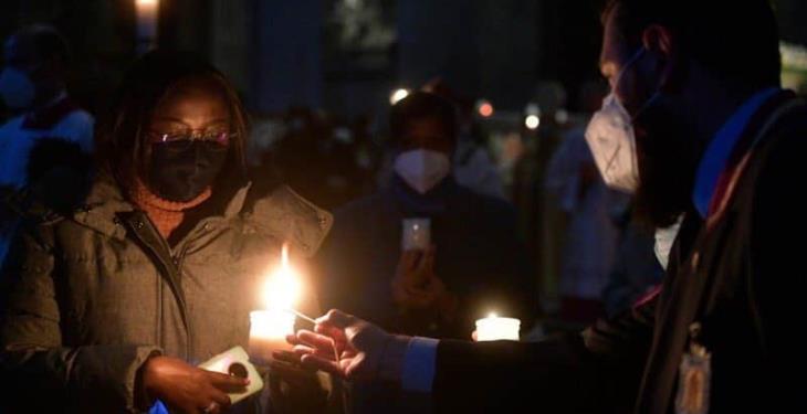 Celebra Papa Francisco Misa de Resurrección en el Vaticano; con Cristo la vida comienza de nuevo, dice