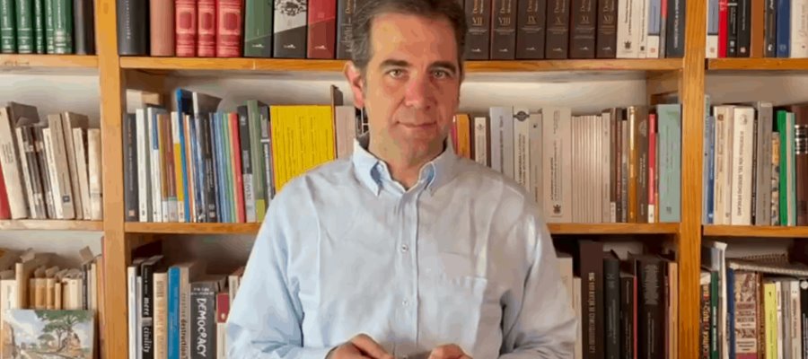 Recuerda Lorenzo Córdova a todos los actores políticos que se deben conducir con legalidad y compromiso democrático