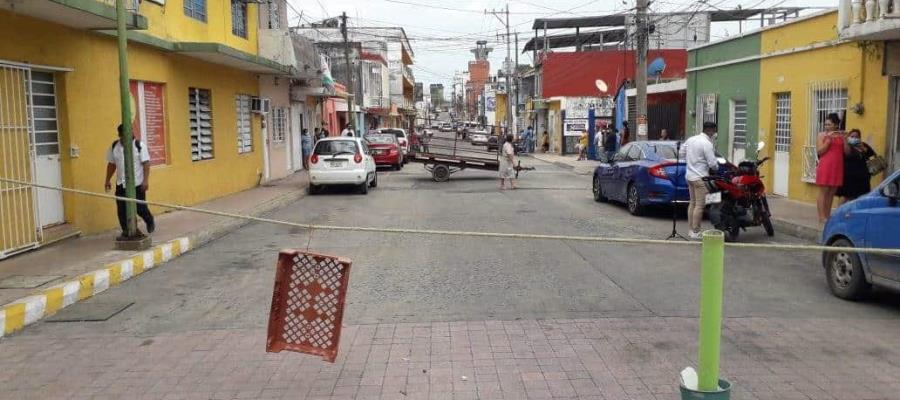 Por falta de energía eléctrica, cierran calle Allende en Villahermosa Por falta de energía eléctrica, cierran calle Allende en Villahermosa