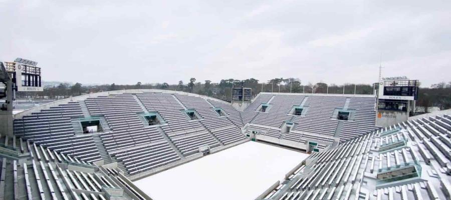 Roland Garros podría aplazarse para recibir aficionados
