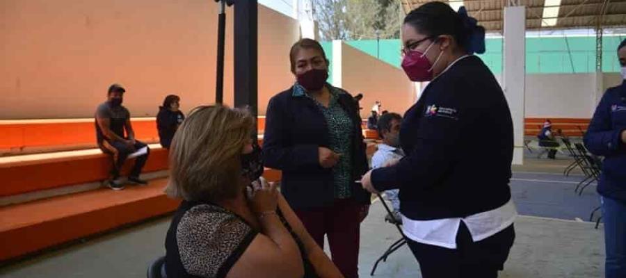 Más de 100 funcionarios de Pátzcuaro, Michoacán se aplicaron vacuna anticovid antes que adultos mayores, denuncian