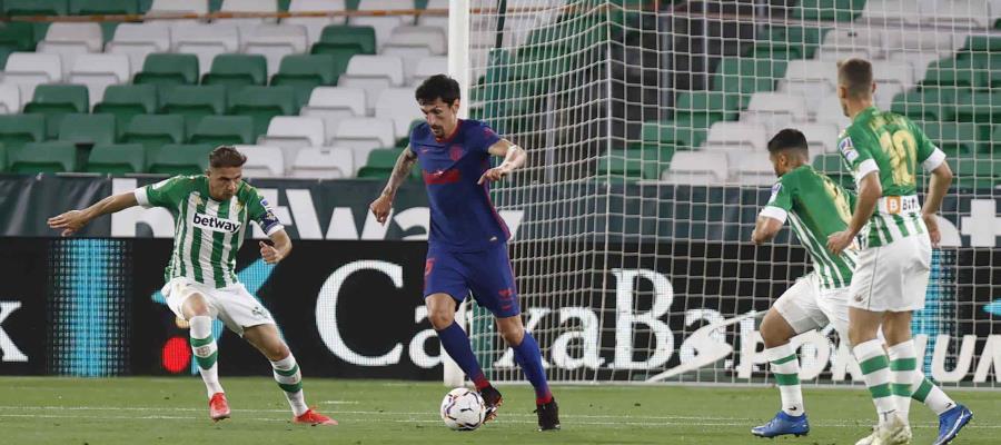 Atlético de Madrid conserva la cima de La Liga, pero se tambalea Atlético de Madrid conserva la cima de La Liga, pero se tambalea