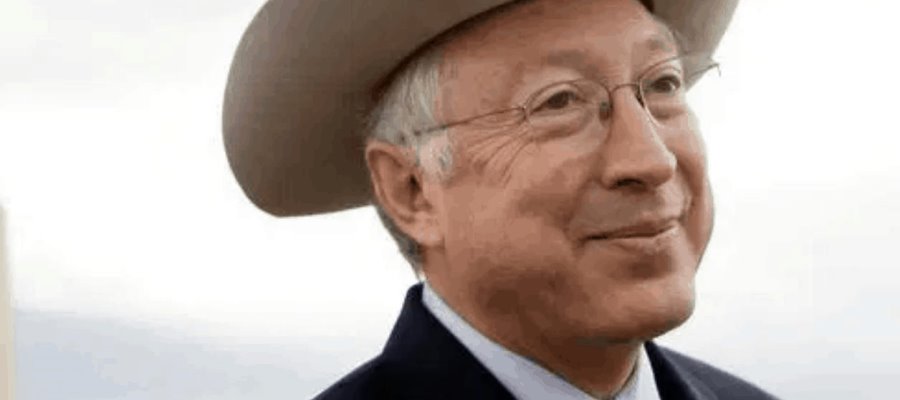 Exsecretario del Interior de EEUU, Ken Salazar, es considerado por Biden para ser embajador en México