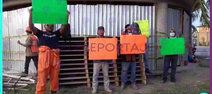 Detienen construcción de obras en Cunduacán; denuncian explotación laboral