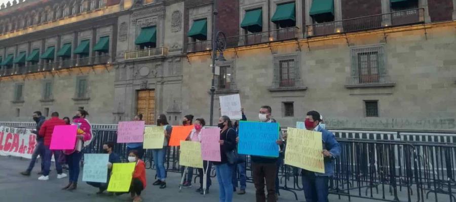 Entregan tabasqueños más de 52 mil firmas en Palacio Nacional para acelerar instrumentación de plan hídrico