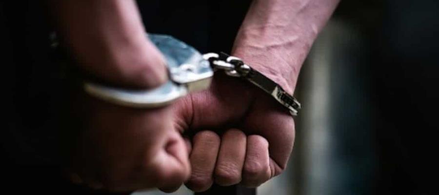 Detienen a italiano que faltó al trabajo por 15 años y siguió cobrando sueldo