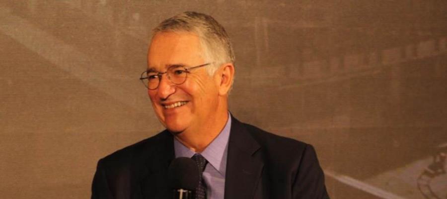 Califica Salinas Pliego como ingenuo y perverso el padrón de datos biométricos