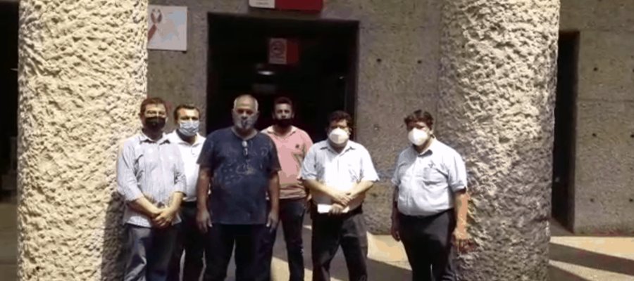 Protestan locatarios del Pino Suárez en Secretaría de Salud ante clausura de establecimientos