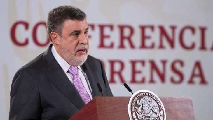 Critican a Julio Scherer Ibarra por pedir que se calle a los reporteros en las mañaneras