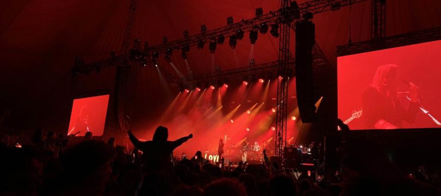 Realizan concierto-test en Reino Unido… participan cinco mil personas sin cubrebocas Realizan concierto-test en Reino Unido… participan cinco mil personas sin cubrebocas