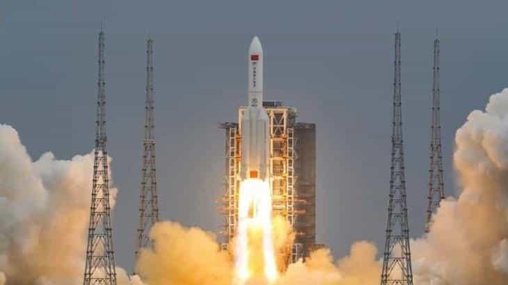 Según China hay pocas probabilidades de que su cohete cause daños al volver a la tierra