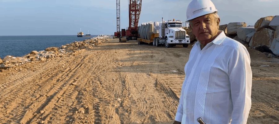 Concluye AMLO gira de supervisión de las refinerías de Tabasco, Veracruz y Oaxaca