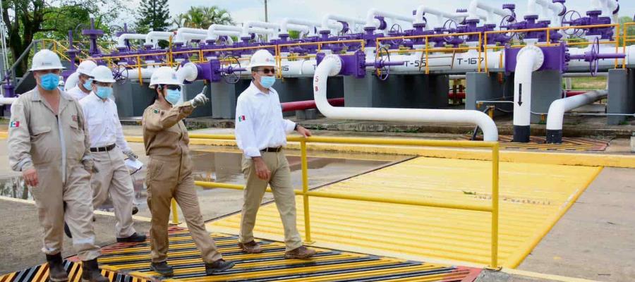 Supervisa Octavio Romero las instalaciones de los pozos de Pemex Quesqui 3DEL y Quesqui 8