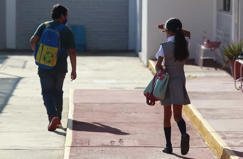 En Jalisco, 13 mil planteles de educación básica y media superior volvieron a clases presenciales