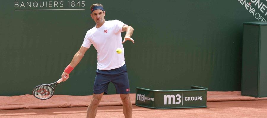 Federer cae en su regreso a la arcilla ante Andújar