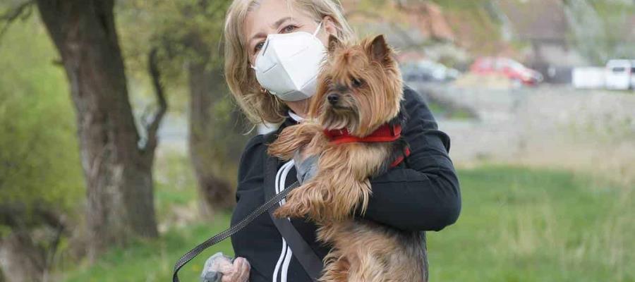 Alertan autoridades de Malasia por nueva variante de COVID-19 que proviene de perros